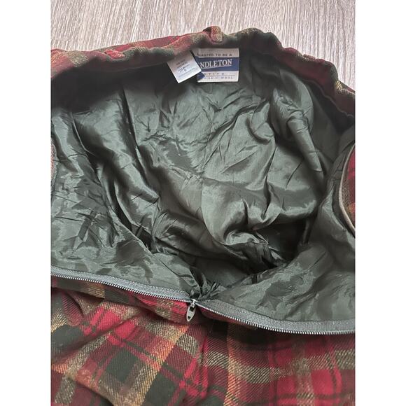 Vintage‎ Pendleton High Rise Shorts|Wool|Plaid|Red/Brown|SZ 8 - Picture 5 of 7
